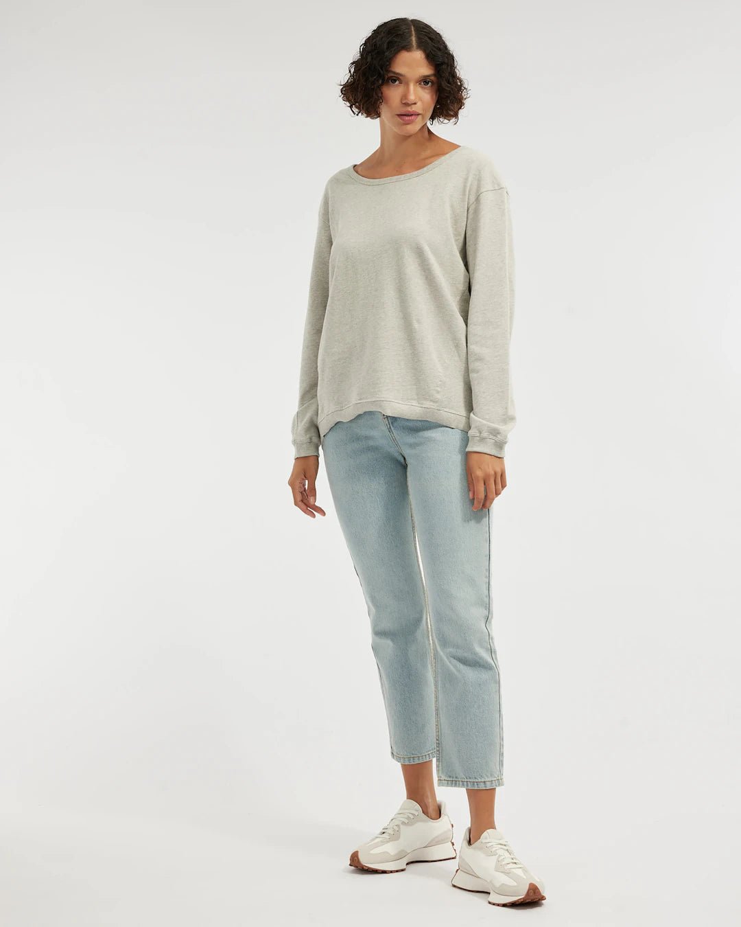 Elevate Your Game with Cozy Golf Sweatshirts - PevyBrand
